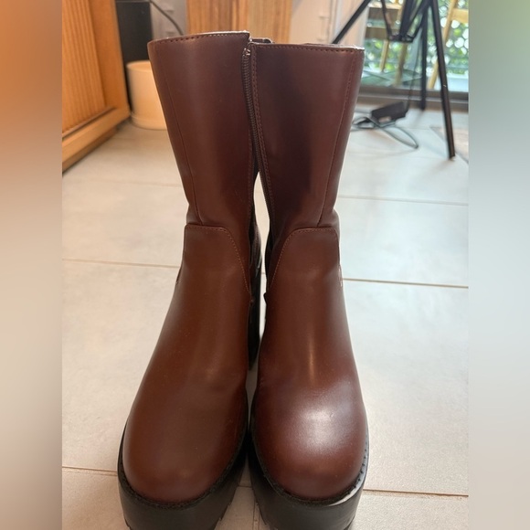 Princess Polly Brown Chunky Heel Ankle Boots - Picture 6 of 9